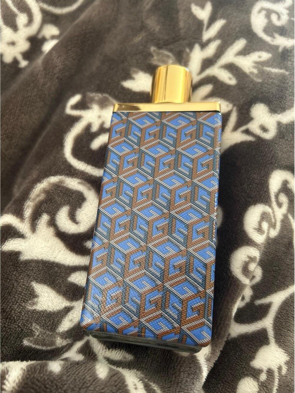 A154 Guess amore capri perfume - Picture 2 of 2